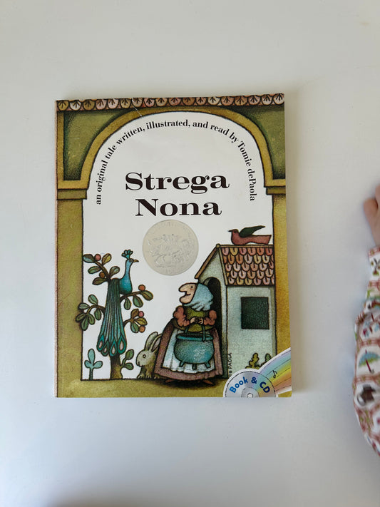 Strega Nona with CD